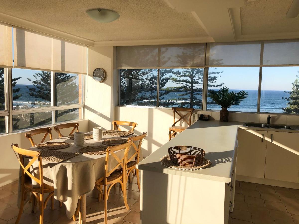 Oceania On Burleigh Beach Гоулд Коуст Екстериор снимка
