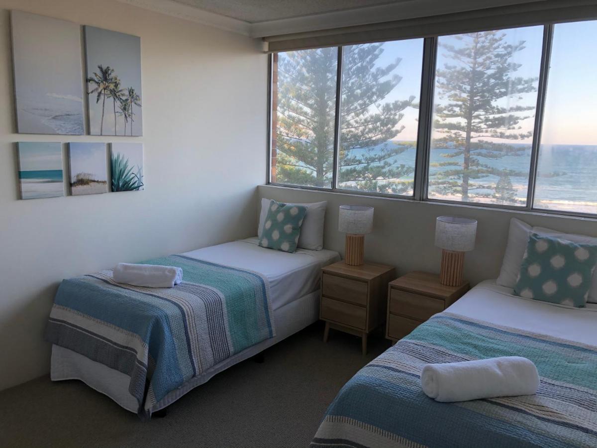 Oceania On Burleigh Beach Гоулд Коуст Екстериор снимка