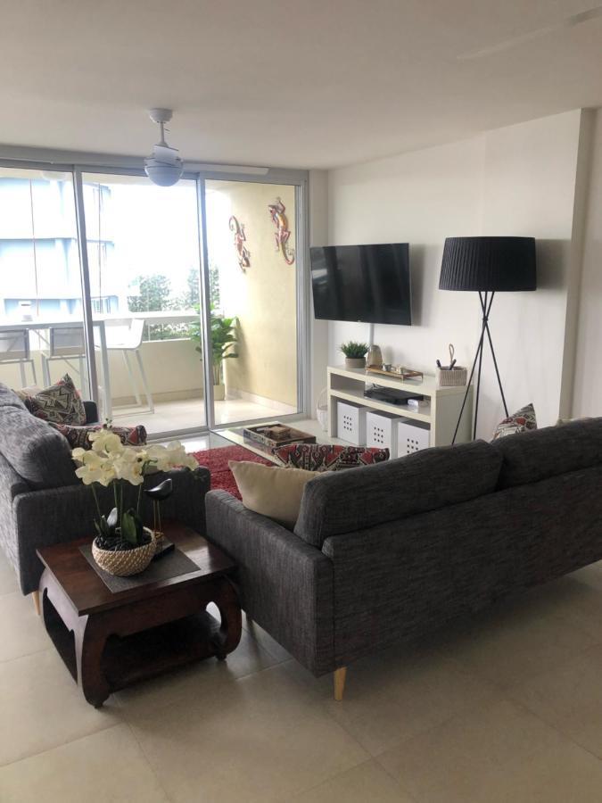 Oceania On Burleigh Beach Гоулд Коуст Екстериор снимка