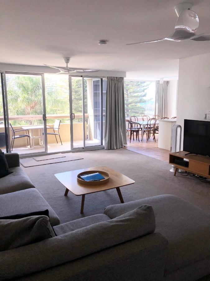 Oceania On Burleigh Beach Гоулд Коуст Екстериор снимка