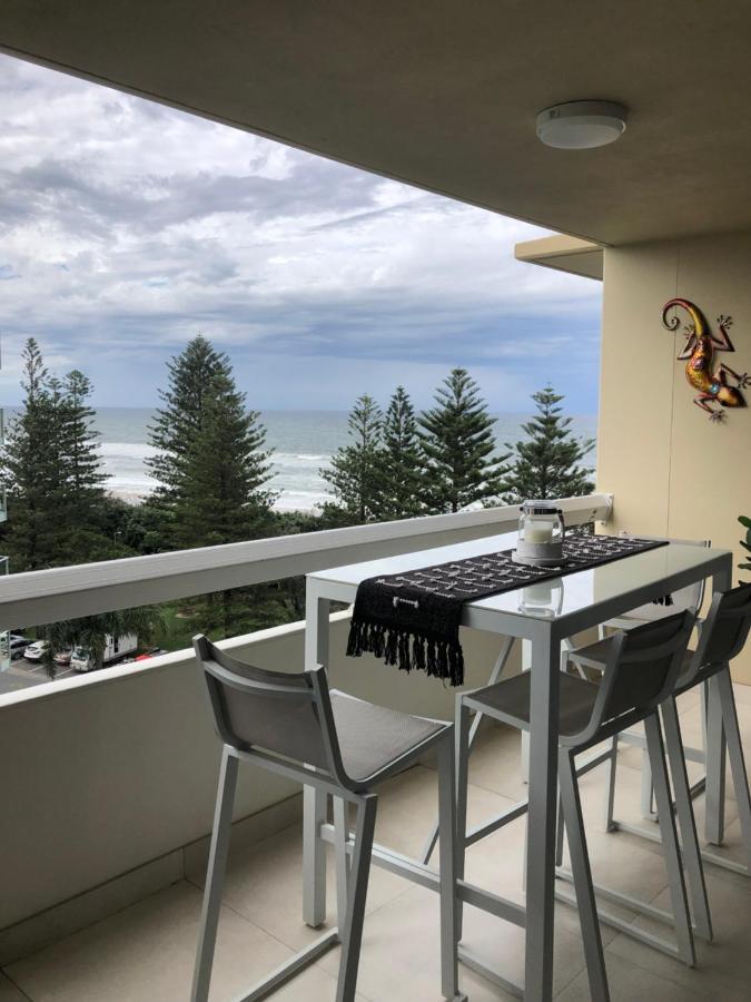 Oceania On Burleigh Beach Гоулд Коуст Екстериор снимка