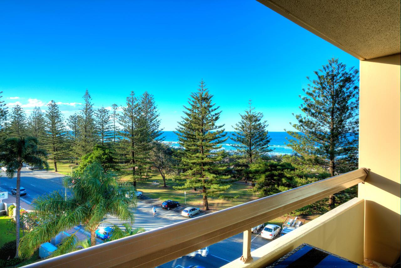 Oceania On Burleigh Beach Гоулд Коуст Екстериор снимка